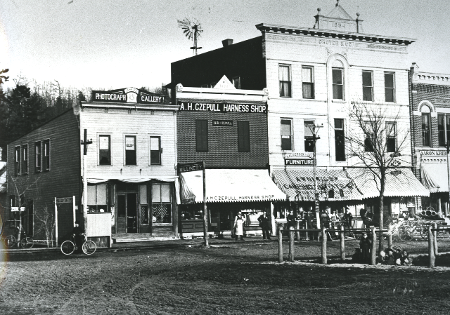 East side of Square Galesville 1890
