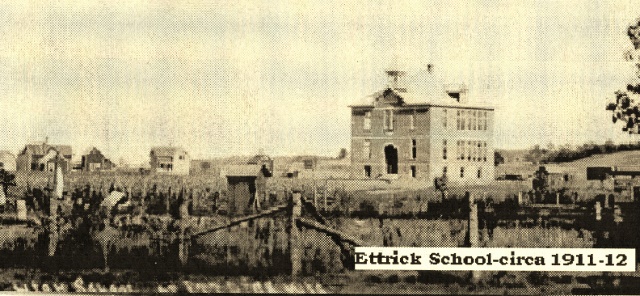 Ettrick School 1911 (640x296)