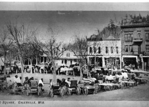 Town Square 1900.jpg