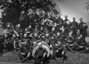 Galesville Cornet Band 1920.jpg