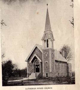 Galesville Lutheran church 1915.jpg