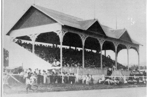 Old Grandstand (800x528)